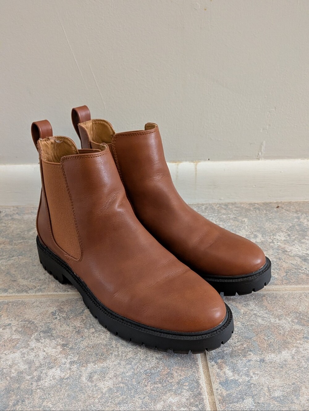 Dream Pairs Chelsea Ankle Boots Women's 10 Brown Lug Sole Pull On Booties
